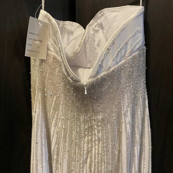 Embroidered White Strapless Dress Gown - Picture 3 of 4